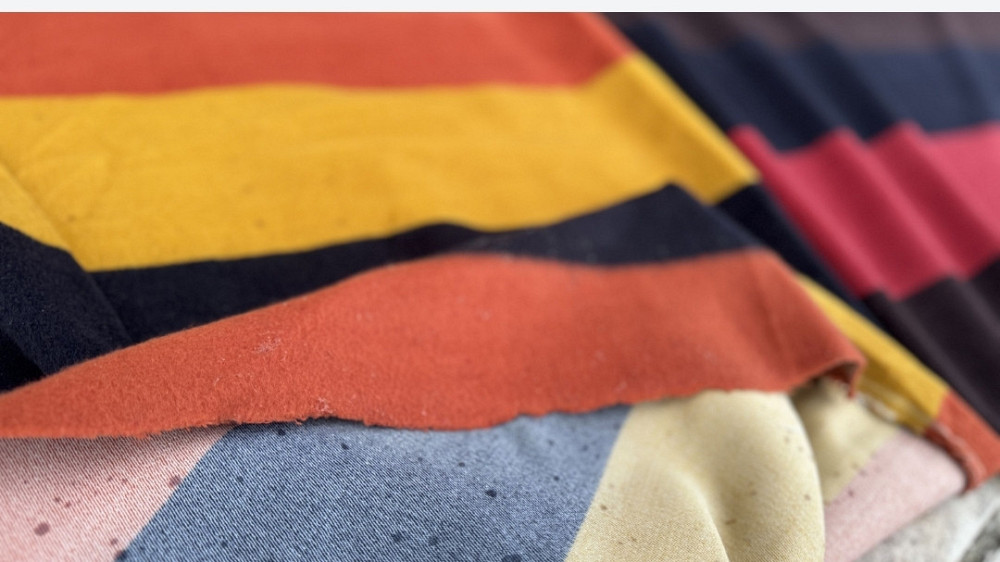 Ткань опт / плотная / пальтовая / мебельная 80 грн/м. Киев - изображение 1