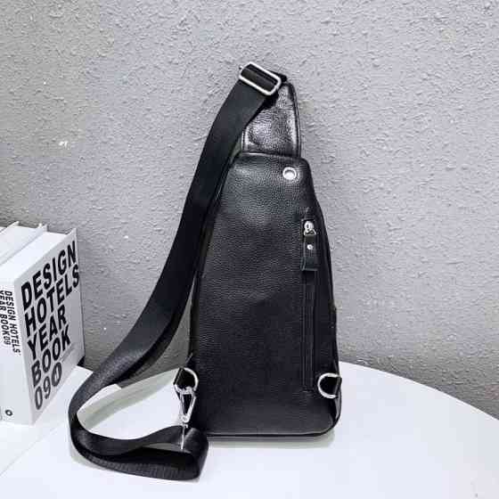 Слінг шкіряний чоловічий на плече18х32х8, нагрудна сумка рюкзак для студента TIDING BAG TH-73583 чорна Київ