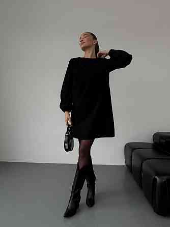 Женское базовое платье свободного кроя с объемными рукавчиками микровельвет Черный, 46/48 Одесса