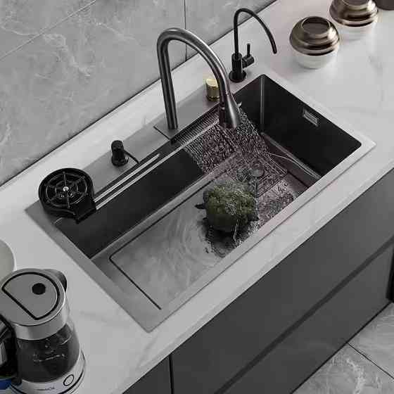 Многофункциональный смеситель для кухни Mixxus FOL-017 Graphite с функцией 