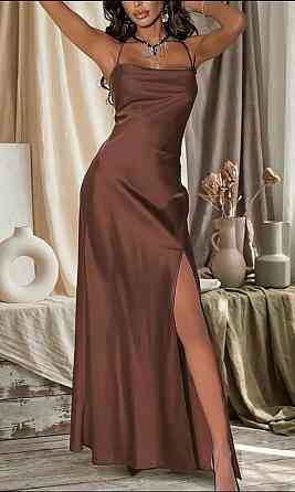Жіноча стильна елегантна сукня з розрізом дабл сатин Шоколад, 42/44 Одеса