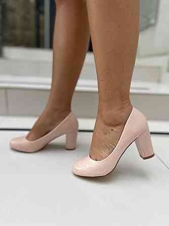 Туфлі жіночі YES MILE пудра еко-лак каблук 6см ( -1) Коломыя