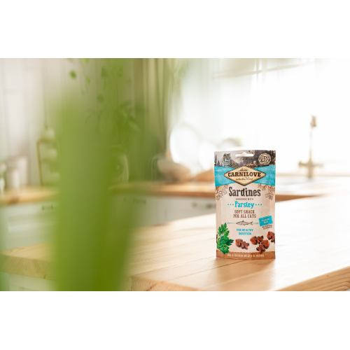 Ласощі Carnilove Cat Semi Moist Snack Sardine with Parsley для котів з чутливим травленням з сардиною та петрушкою 50 г Київ - фото 6