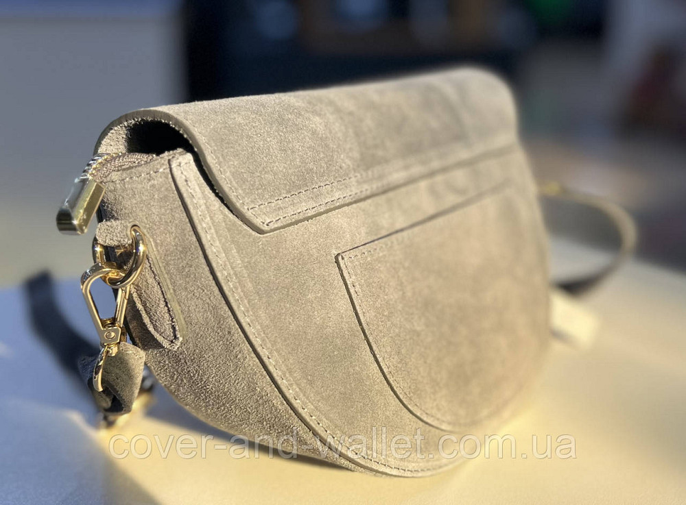 Стильная женская сумка кросс-боди из натуральной замши в черном цвете Virginia Conti Киев - изображение 6