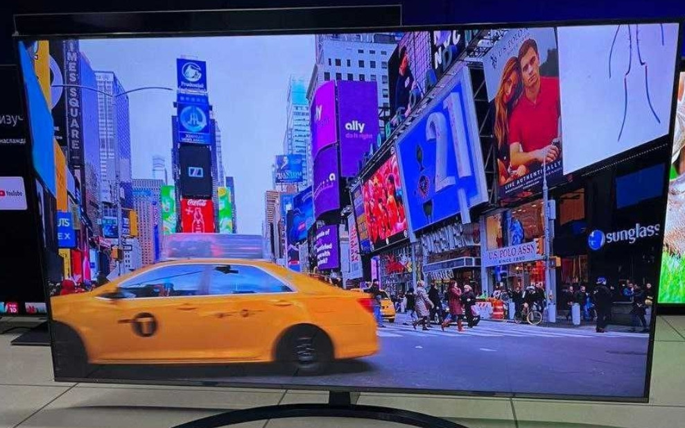 Телевизор Безрамный: 65