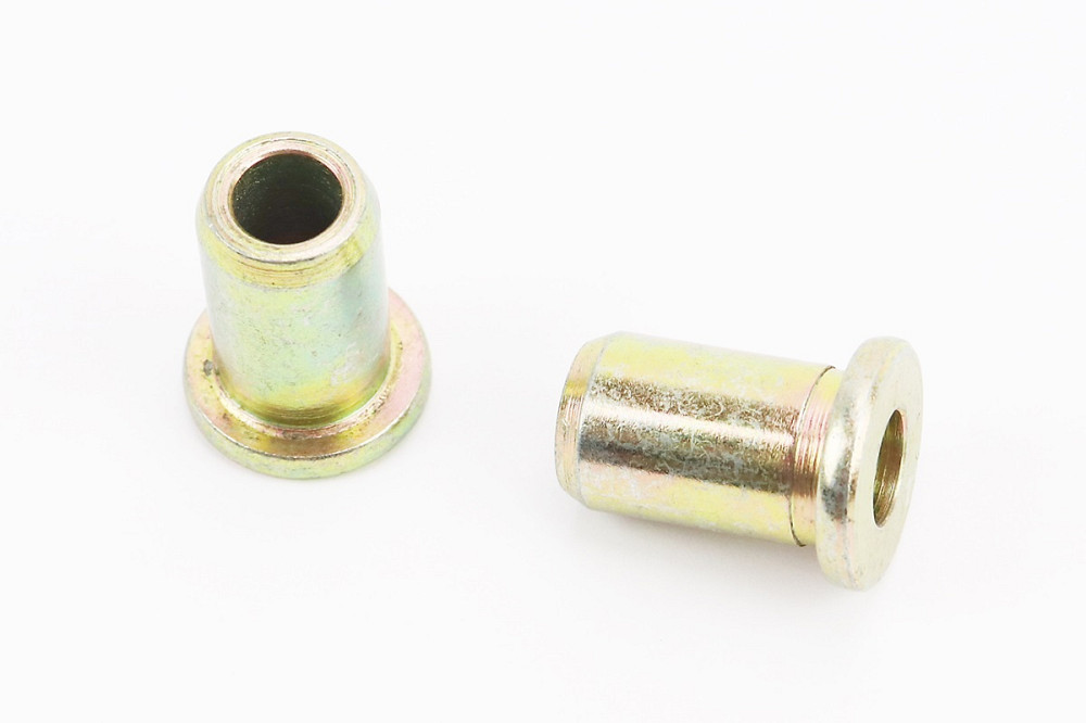 Втулка центральної підніжки к-кт 2шт Киев - изображение 1