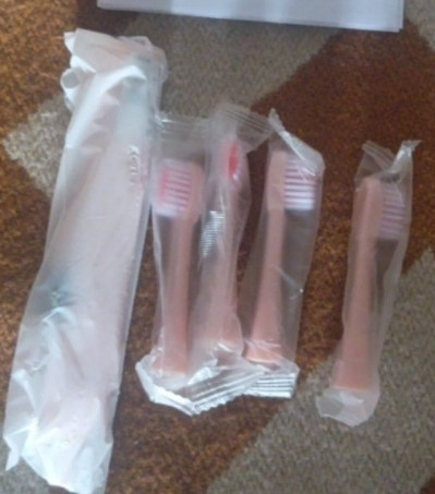 Электрическая зубная щетка розовая, черная, белая, USB, 4 насадки. Харьков - изображение 6