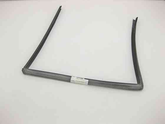 Mercedes-Benz  A2037350525 Ущільнювач опускного скла задніх правих дверей C-Class S203 універсал Одеса