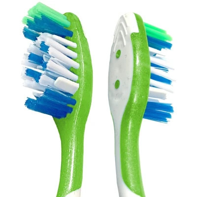 Зубная щетка Colgate Макс Блеск Зеленая (2170000000077) Винница - изображение 2