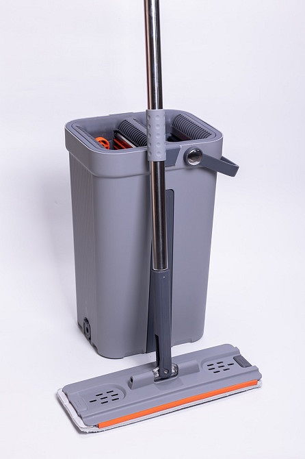 Household Телескопічна швабра з плоскою насадкою та відро з двома секціями для миття підлоги й Коломия - фото 5