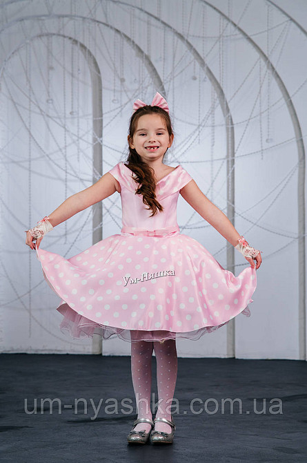 Пышное нарядное платье в ретро стиле 