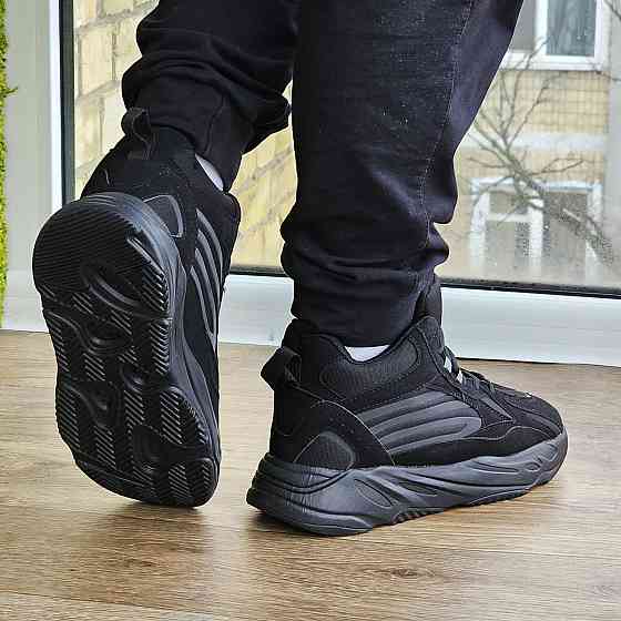 Зимові високі Кросівки Adidas 700 Чорні з Хухом Чоловічі Черевi Черевики Адідас (розміри: 41,42,43,44,45,46) - 90-1 Дніпро