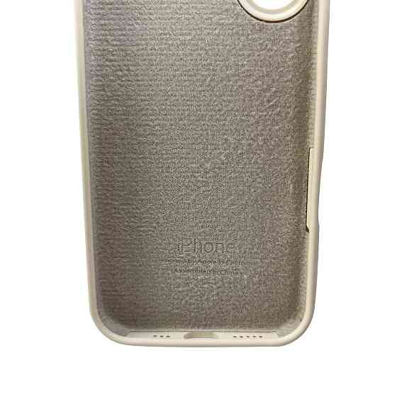 Чехол для iPhone 16 с защитой камеры, Античный белый Киев