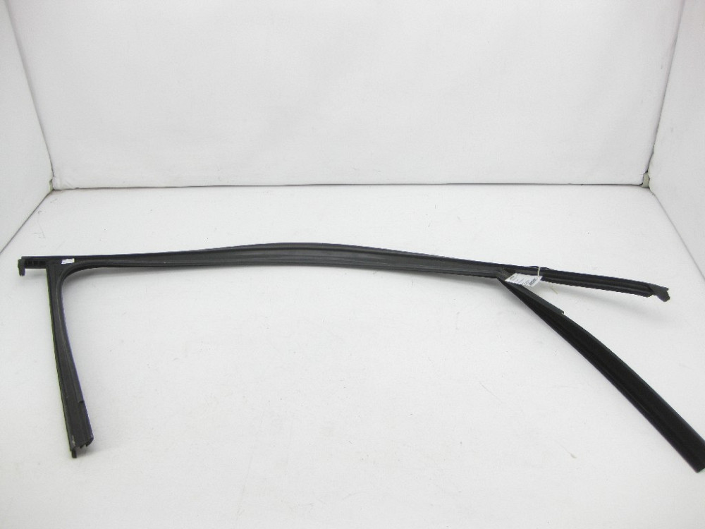 Mercedes-Benz  A2477252300 Гумове напрямне скло передніх лівих дверей EQB X243 GLB X247 Одеса - фото 5