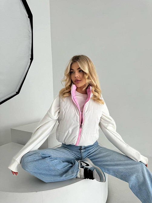 Жіноча двостороння жилетка з кулісками по боках та кишенею плащівка емі + силікон Одеса - фото 8