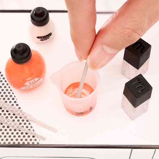 Ігровий набір Створення косметики Miniverse 121497 серії "Мейкап" Вінниця