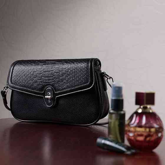 Элегантная женская сумка с фактурным клапаном из натуральной кожи Vintage 22624 Черная Киев