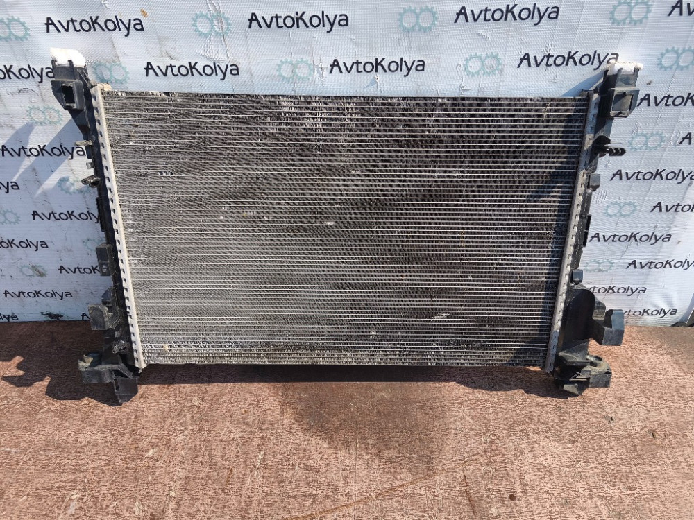 Радіатор охолодження двигуна Renault Trafic III 1.6 dci 2014-2021 (214104966R) Ковель - фото 1