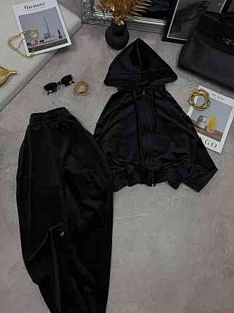 Женский повседневный велюровый костюм двойка: кофта и штаны Черный, 50/52 Одесса