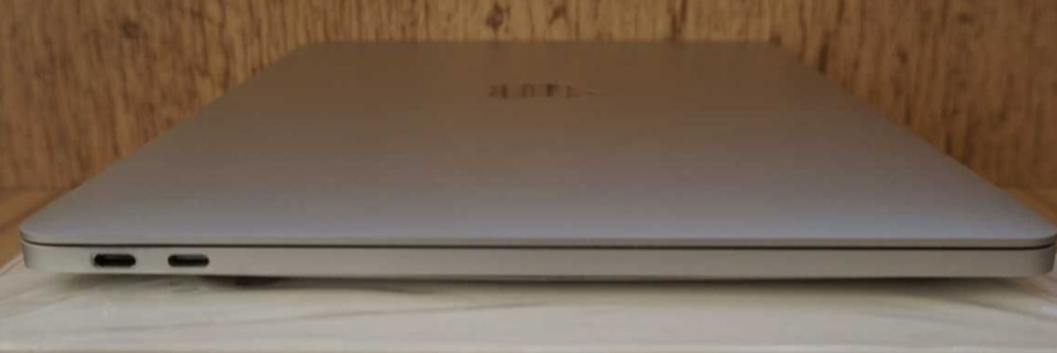 Ноутбук Apple MacBook Pro 13 A1708 Mid 2017 — комплект Київ - фото 2