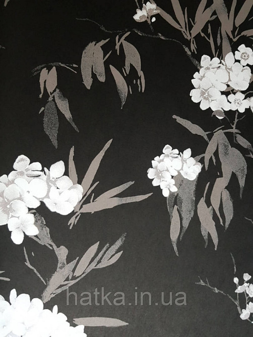 Шпалери флізелінові Khroma LAV401 LA VIE EN ROSE чорні гілки сірі квіти білі Київ - фото 2