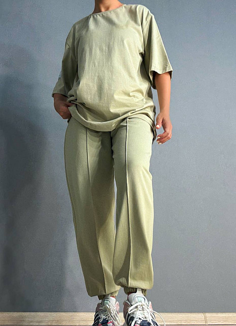 Костюм женский CAPPITONE 101212 оверсайз футболка и джогеры с нашивками хаки, хаки, M Киев - изображение 9