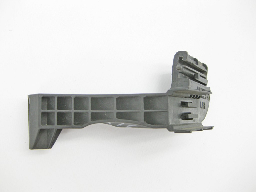 Mercedes-Benz  A1647330714 Тримач - кронштейн рами ручки на замку задніх лівих дверей GL X164 Одесса - изображение 7