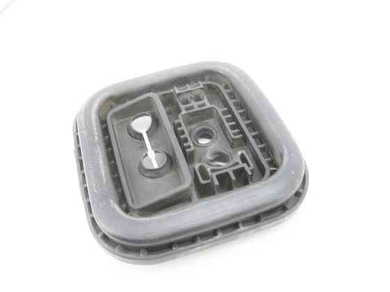 Mercedes-Benz  A2469980701 Гумовий ущільнювач трубок на радіатор пічки з моторного відсіку CLA Shooting Brake X117 Одеса