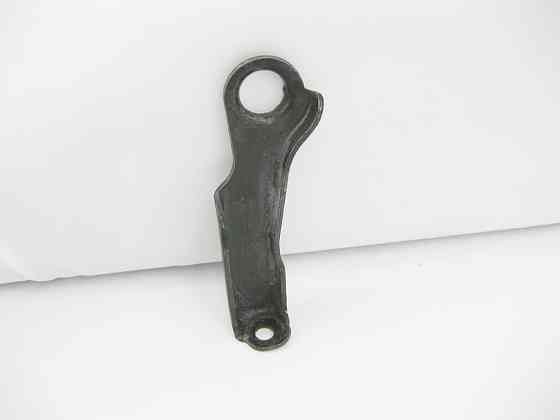 Mercedes-Benz  A1122230441 Кронштейн - вуха задня ліва для двигунів M112 V6 2.4 2.6 3.2 3.7л M113 V8 4.3 5.0 5.5л Одеса