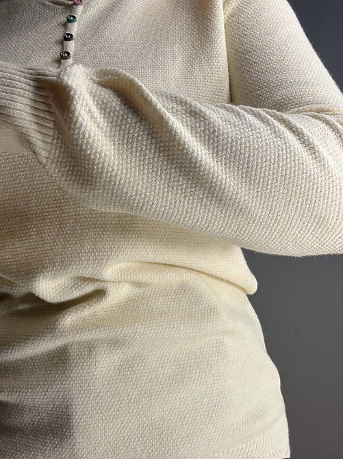 Свитер женский A-N 02493 букле с пуговицами тонкий и теплый базовый, молочний, one size Киев - изображение 7