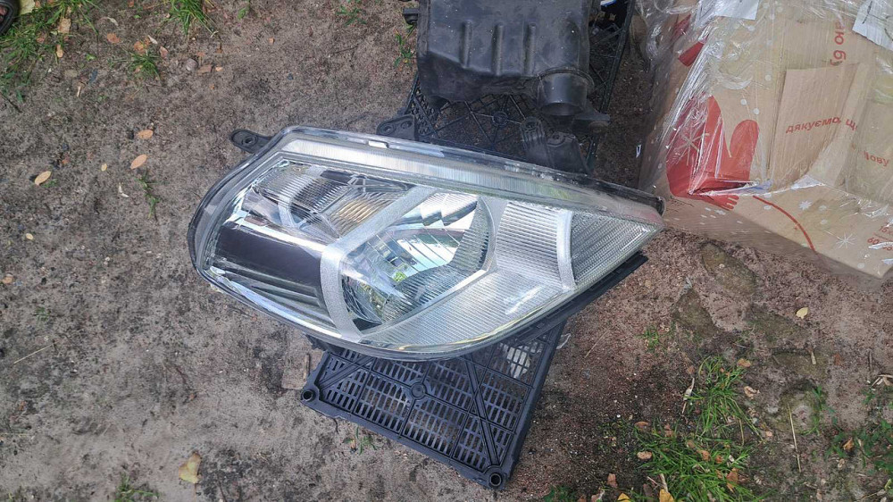 Передняя правая фара для Nissan Tiida 2006–2012 годов. Киев - изображение 2