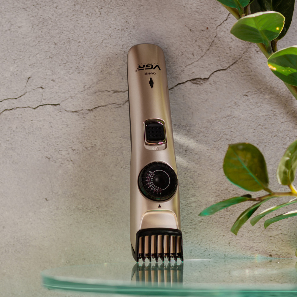 Машинка для стрижки волосся та бороди  на акумуляторі з насадками Золотистий VGR V-031 Київ - фото 9