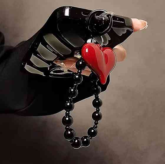 Ремінець для телефону з червоним серцем, брелок на руку, ланцюжок для телефону чорний, тримач для смартфона Київ