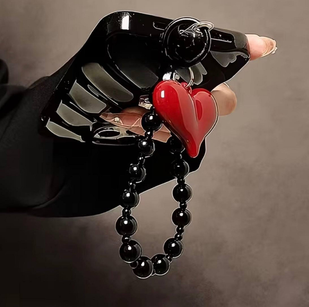 Ремінець для телефону з червоним серцем, брелок на руку, ланцюжок для телефону чорний, тримач для смартфона Київ - фото 2