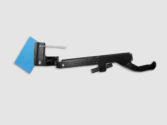 Mercedes-Benz  A2205400140 Передній лівий кронштейн антени контролю тиску в шинах S-Class W220 CL C215 Одесса