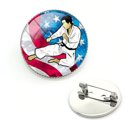 Брошь для спортсмена Карате Киев - изображение 1