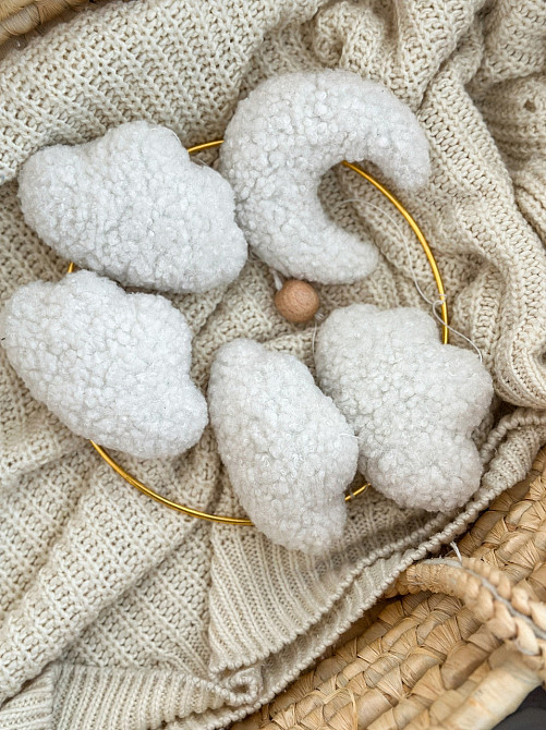 Дитячий музичний мобіль на ліжечко для немовлят WooolyWool «Хмари букле» з 35 мелодіями Київ - фото 9