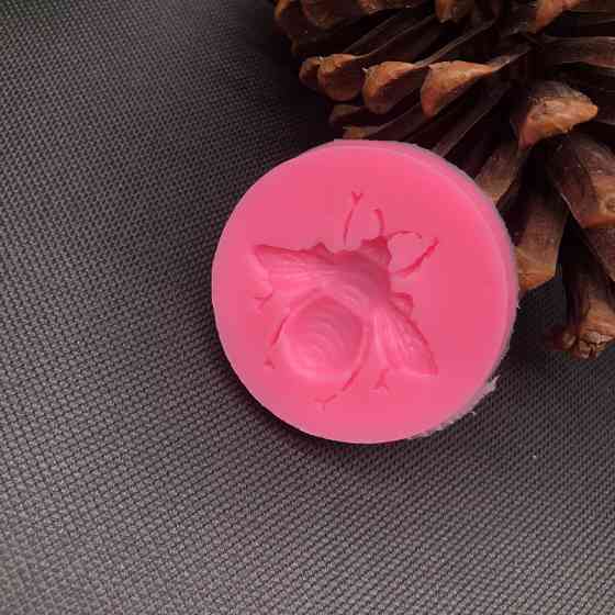 Формочка силиконовая Пчела 50 мм розовый Киев