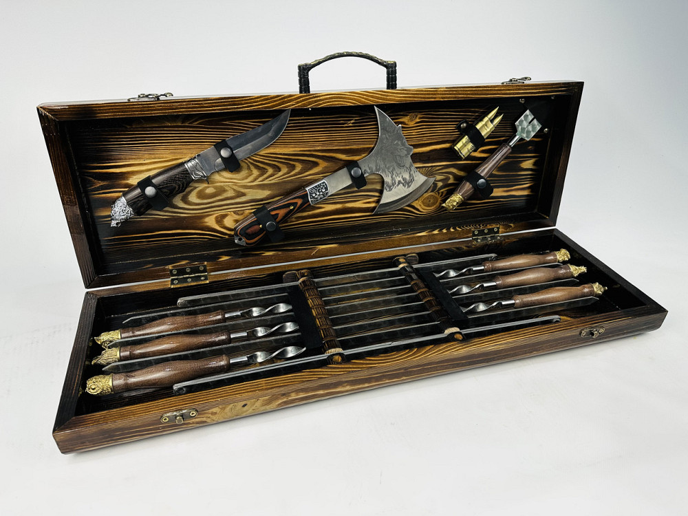 Подарунковий набір шампурів у дерев'яному кейсі САФАРІ (латунні голови звірів) HAPPY DAYS Тернопіль - фото 1