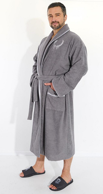 Мужской махровый халат с вышивкой и кантами полезный подарок Киев - изображение 4