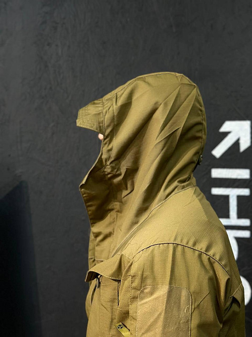 Тактическая куртка койот рип-стоп с карманами вентиляцией капюшоном молнией для военных Львов - изображение 4