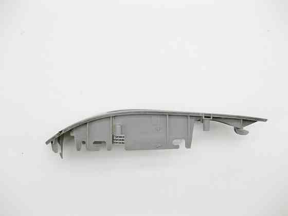 Mercedes-Benz  A2037272528 7213 Накладка сіра блока кнопок склопідйомника передньої лівої карти дверей C-Class W203 Одеса