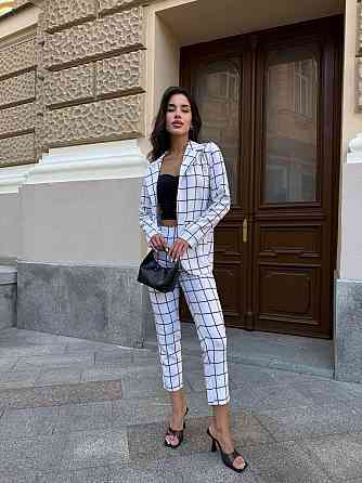 Жіночий стильний діловий костюм із костюма Білий, 44 Одеса