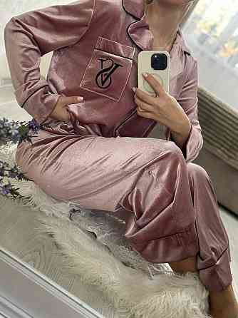 Женская стильная домашняя пижама бархатная пижама пудрово-розовый, 46/48 Одесса