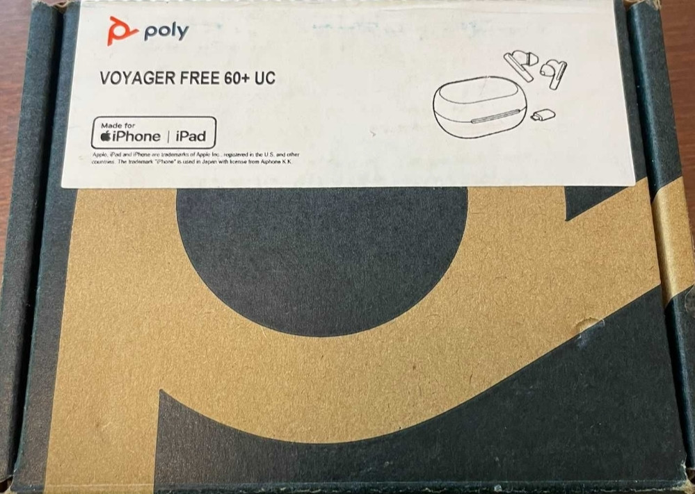 Наушники Беспроводная гарнитура: Plantronic Poly Voyager Free 60+ UC Black. Харьков - изображение 3