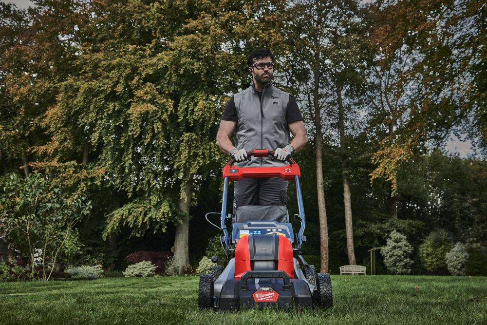 Газонокосарка акумуляторна безщіткова самохідна 46см M18 F2LM46-0 MILWAUKEE Одеса - фото 2