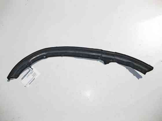 Mercedes-Benz  A2037201578 Ущільнювальна гумка передніх дверей до лівого крила C-Class W203 Одеса