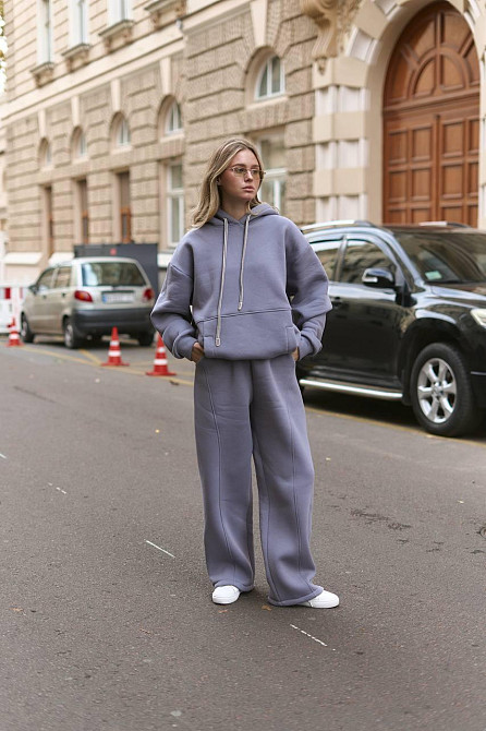 Женский теплый костюм двойка свободного кроя трехнитка на флисе Серый Одесса - изображение 7