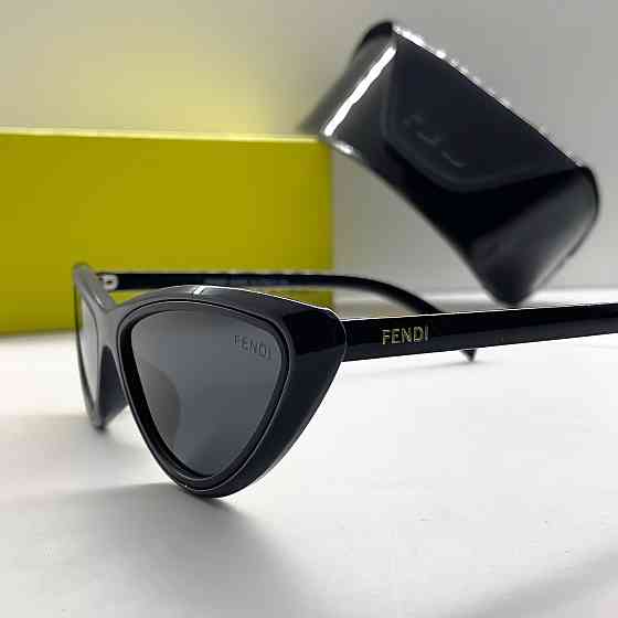 Женские солнцезащитные очки Fendi (3021) polaroid Киев