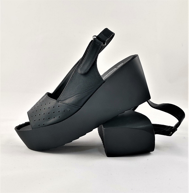 Жіночі Сандалі Босоножки на Танкетці Платформа Чорні Літні (розміри: 37,39) - 24-1 Дніпро - фото 5